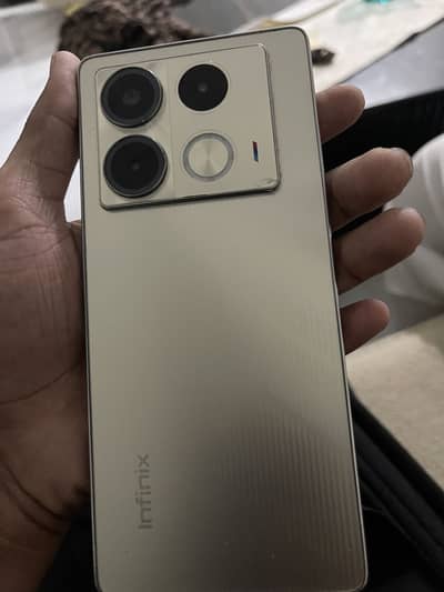 Infinix Note 40