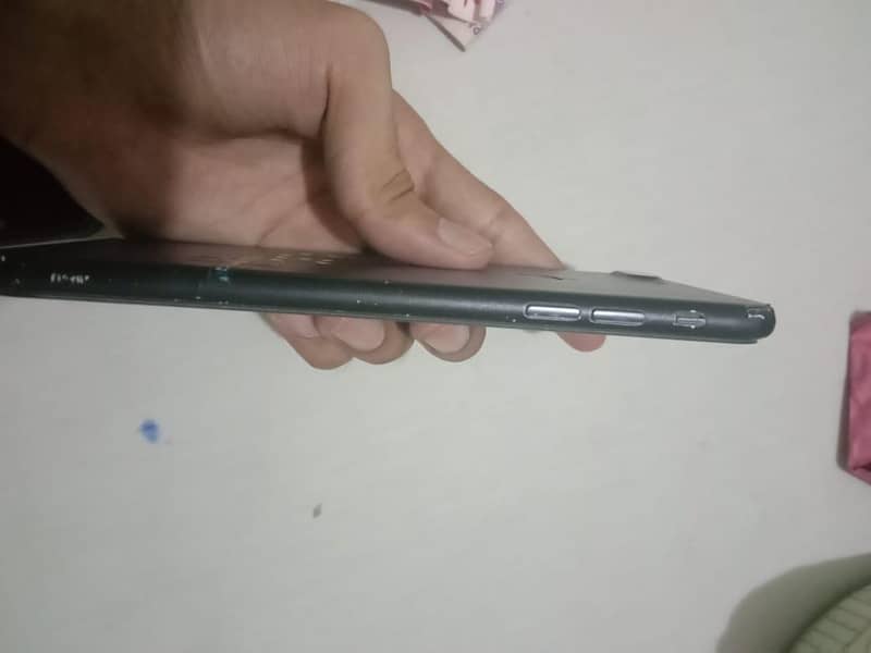 Apple iPhone 7 Plus 4