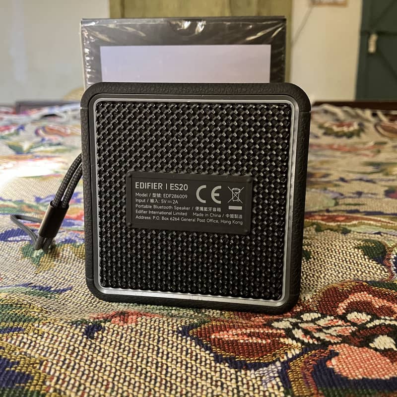 Edifier ES20 Wireless Speaker 9