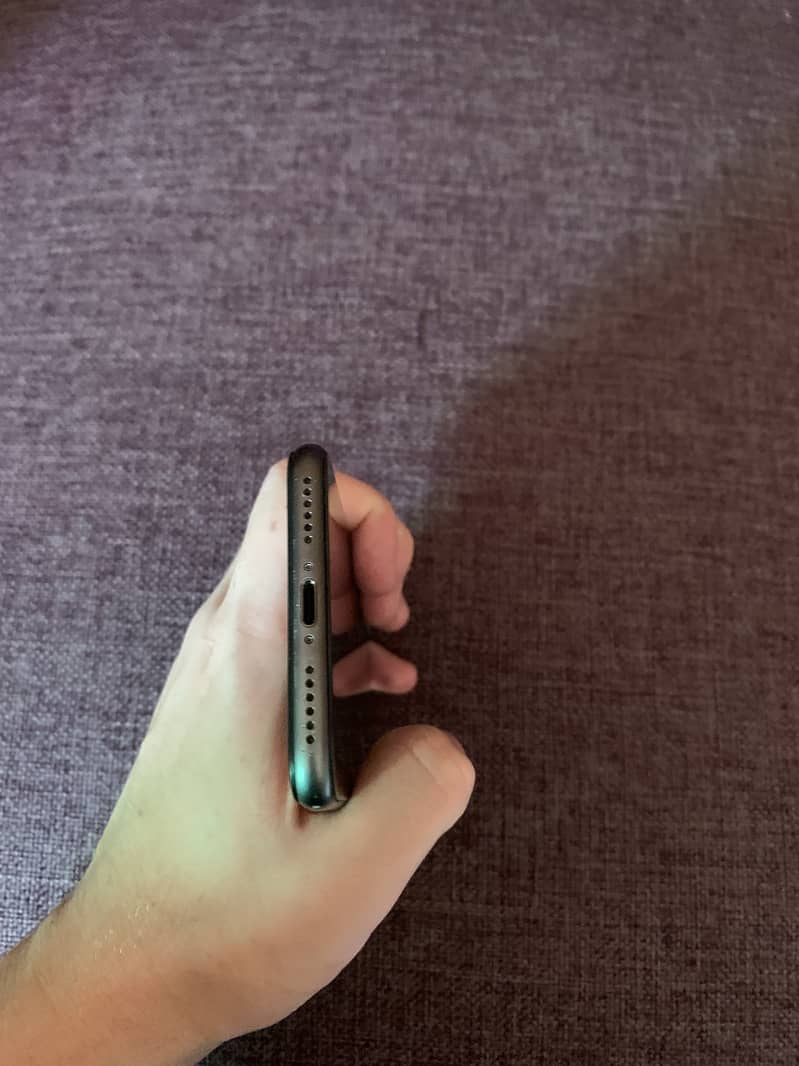 Apple iPhone 8 2