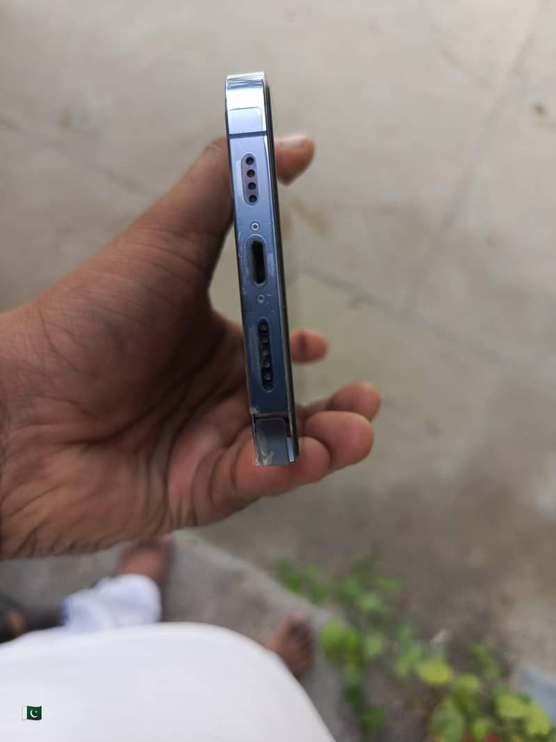 Apple iPhone 13 Pro Max 3