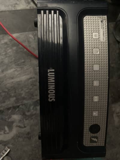 luminous ups 900 watt made by Elecra Fast.