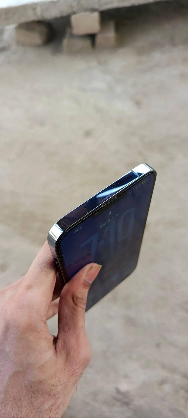 Apple iPhone 13 Pro Max 1