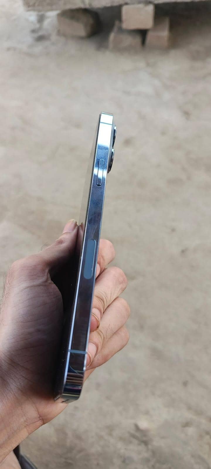 Apple iPhone 13 Pro Max 3