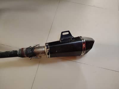 Akrapovic exhaust with band pipe