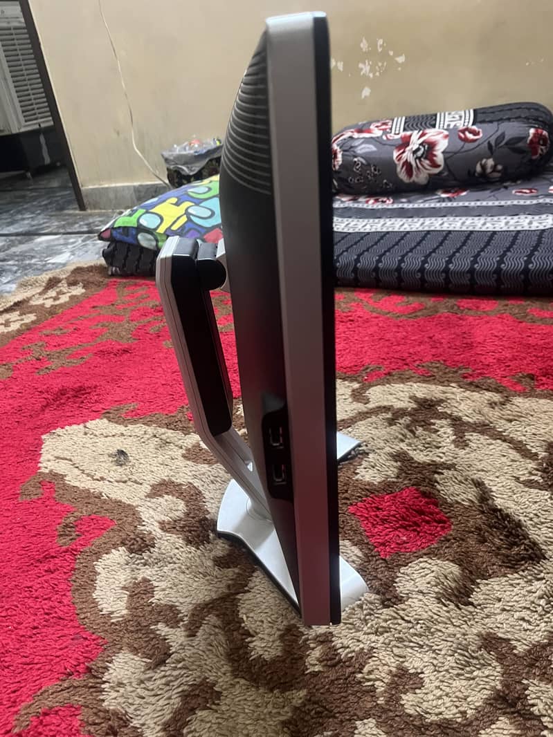 24 inch screen 0