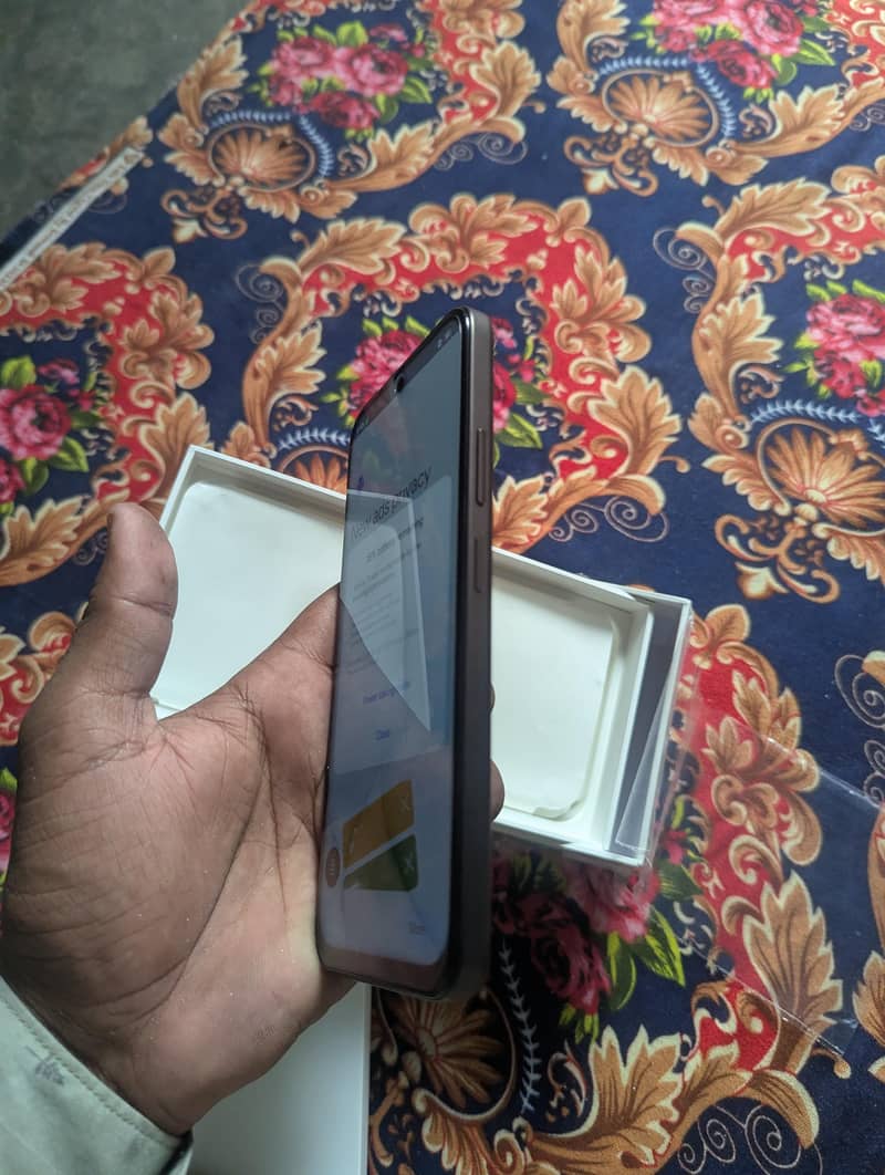 OPPO A6s 1