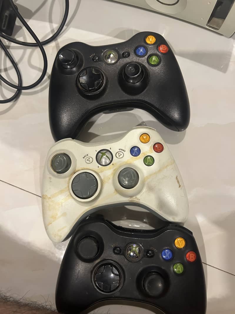 2 XBOX 360 3