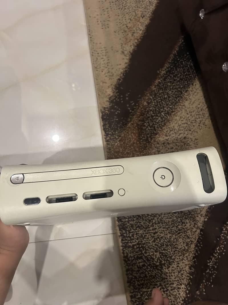 2 XBOX 360 9