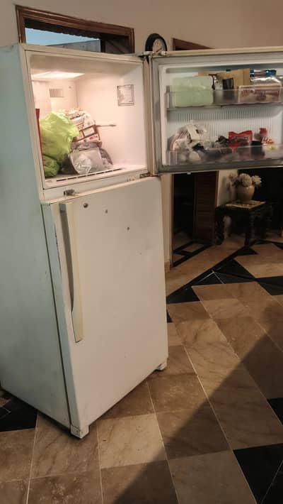 LG Double Door Refrigerator – Used