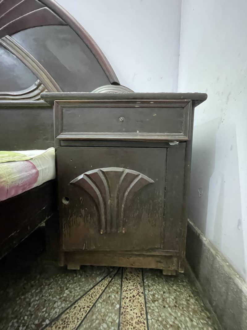 Double Bed - Old style 4