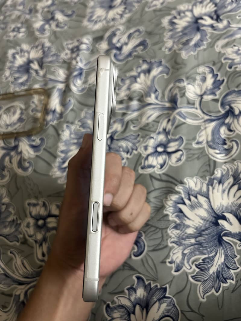 Apple iPhone 17 Pro Max 1