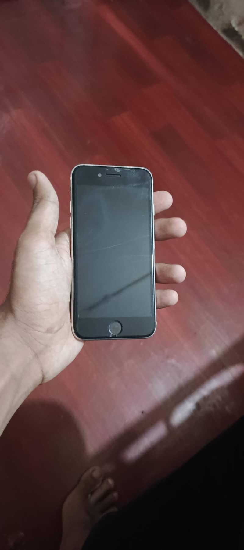 Apple iPhone SE 5