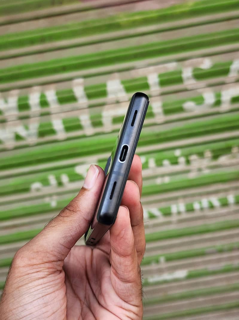 Google Pixel 6a 4