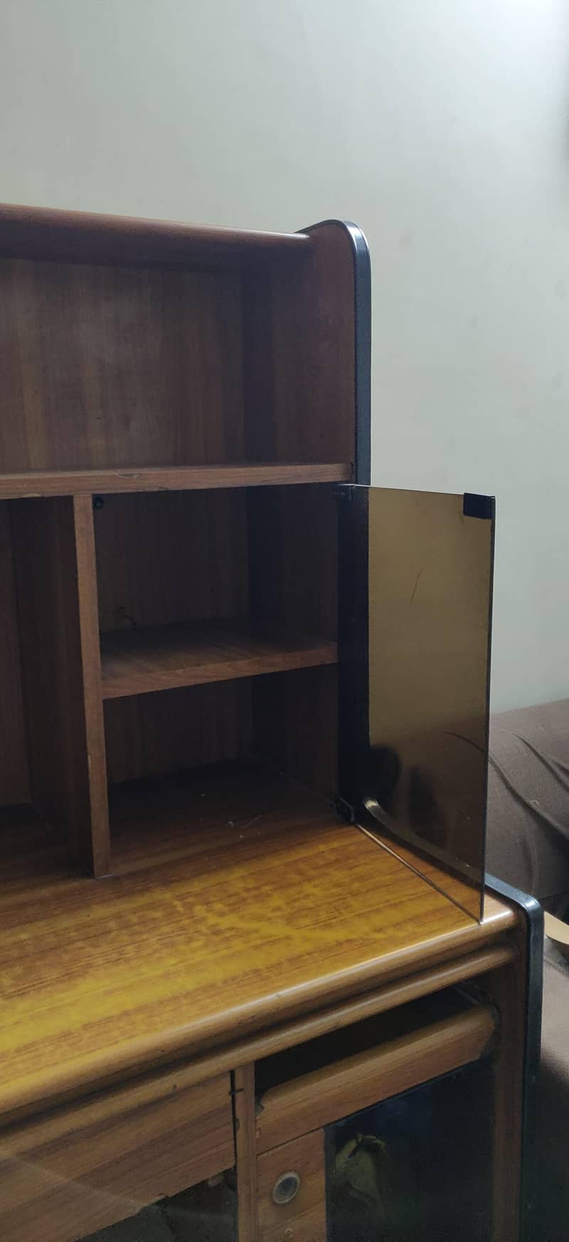 COMPUTER TROLLEY (HIGH QUALITY) 5