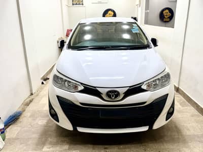 Toyota Yaris 2021 1.5 full option