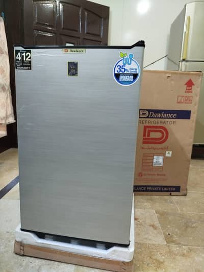 Dawlamce Mini Refrigerator - in warranty