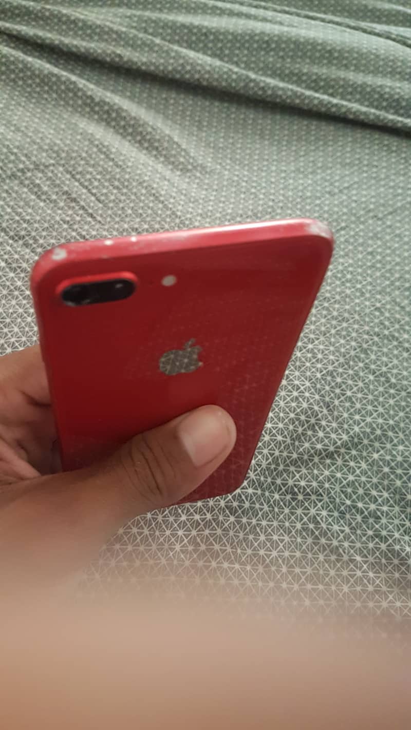 Apple iPhone 8 Plus 2