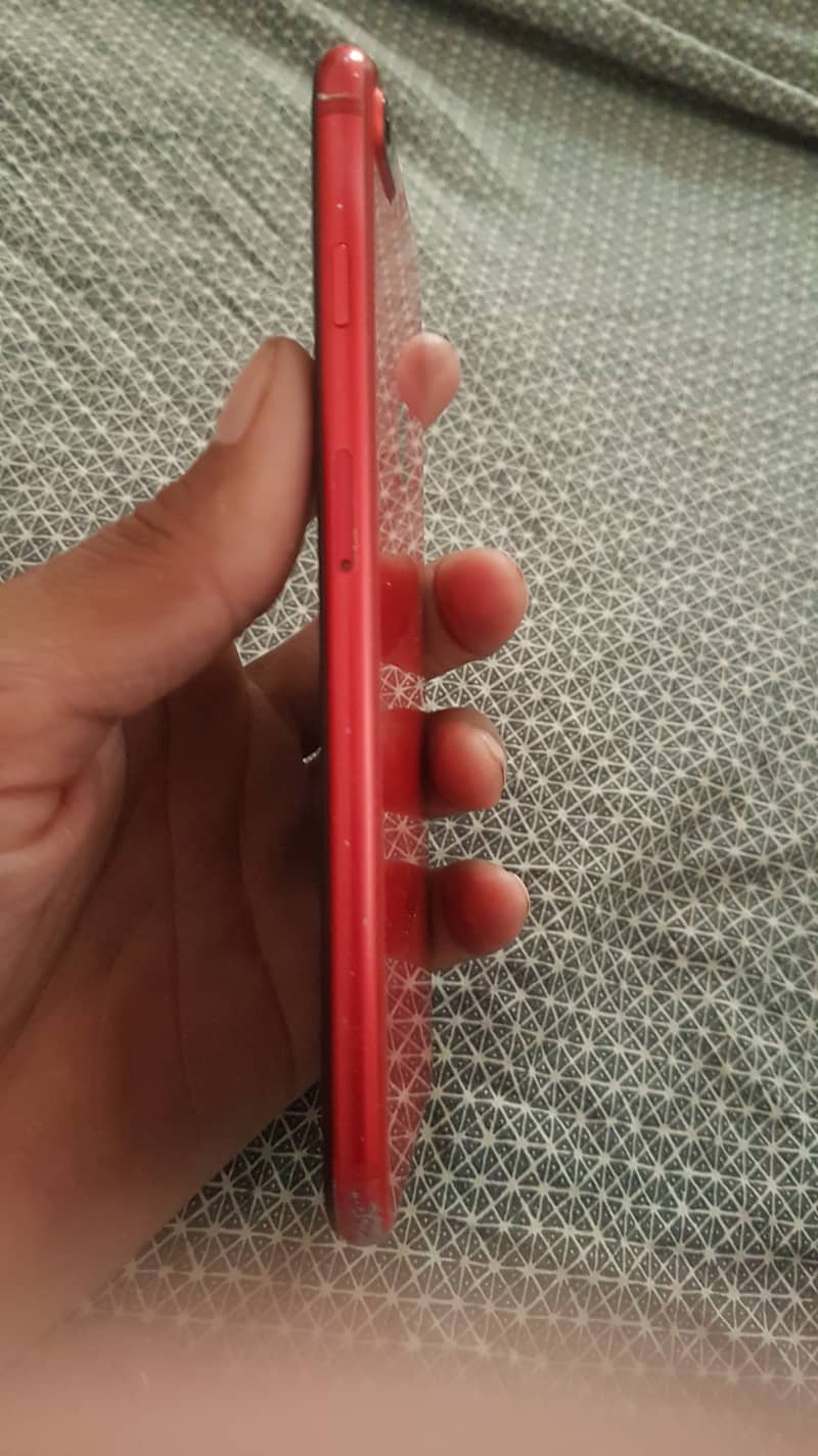 Apple iPhone 8 Plus 3