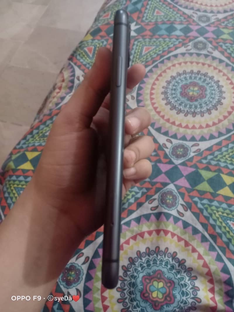 Apple iPhone 11 2