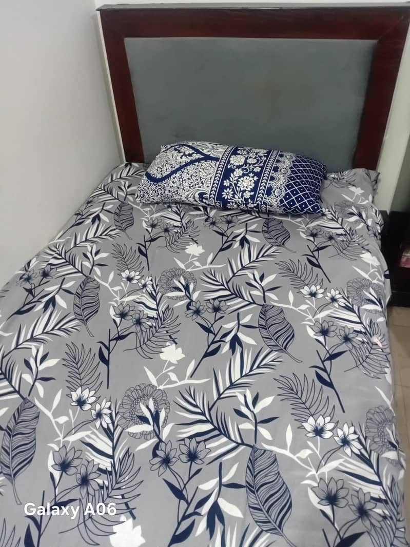 two  single bed with matras 2