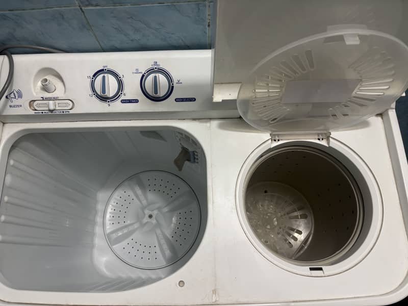 Dawlance semi automatic washing machine 4