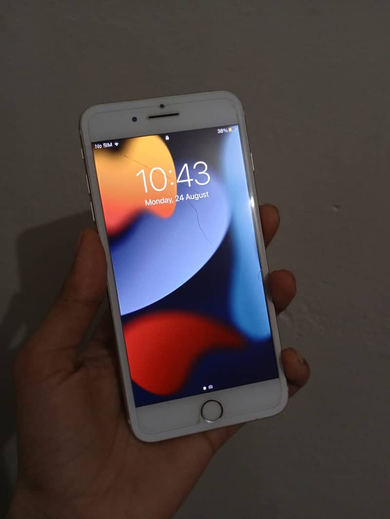 Apple iPhone 7 Plus 1