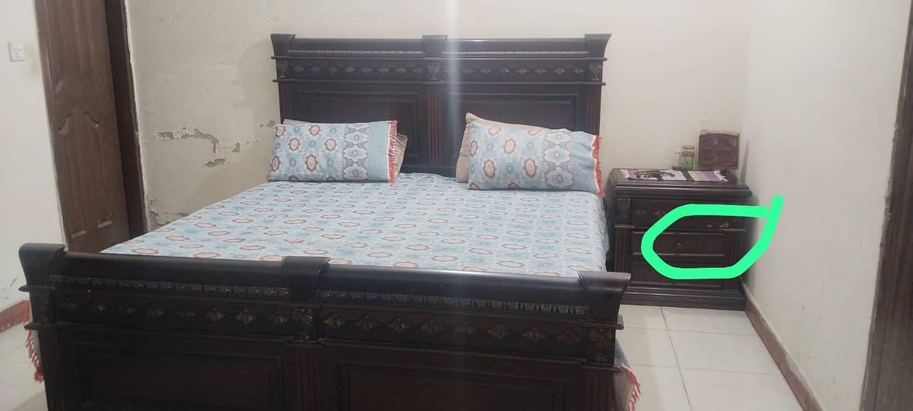 Double Bed Set Without Mattress 5