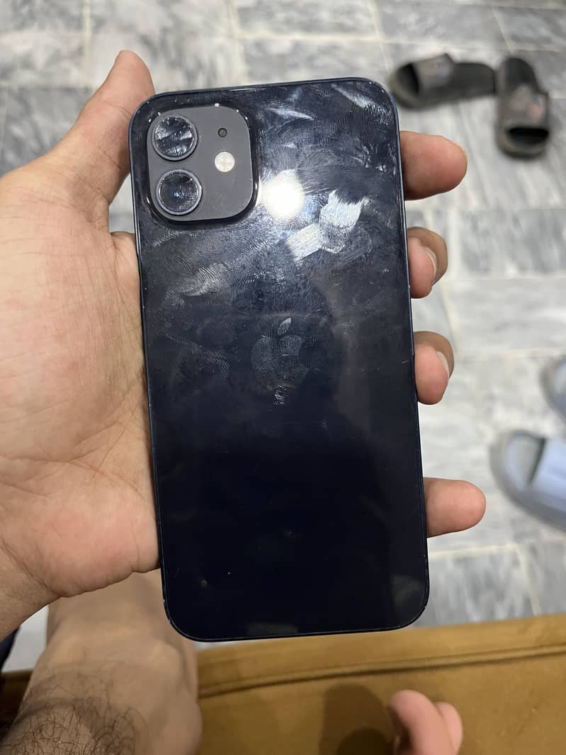 Apple iPhone 12 2