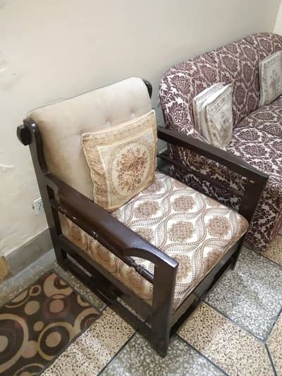 sofa set 5 seater 10/10 Condition