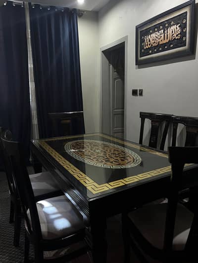 Dinning table with chairs