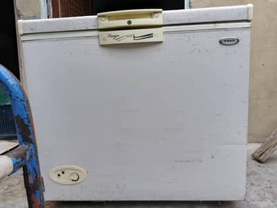WAVES DEEP FREEZER FOR SALE