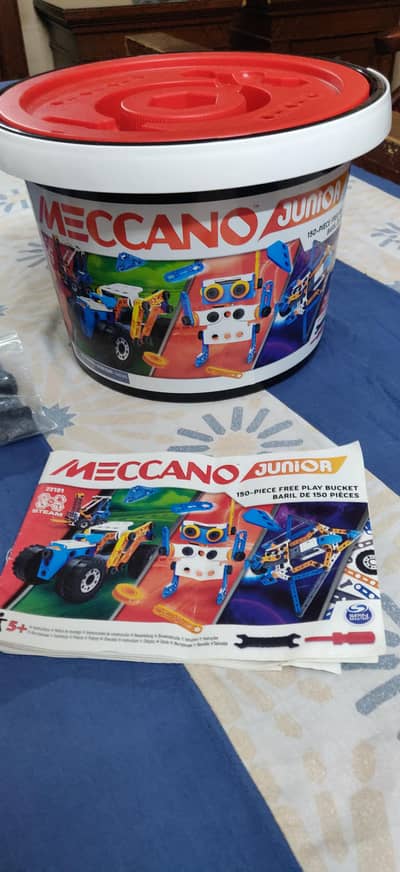 Meccano Junior 150-Piece Bucket - Creative Building Toy