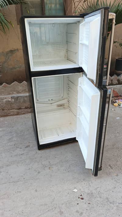 Dawlance izone fridge9188