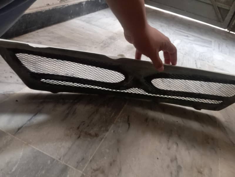Toyota Mark x Front grill 5