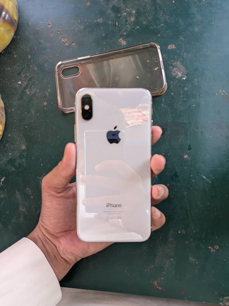 Apple iPhone X 0