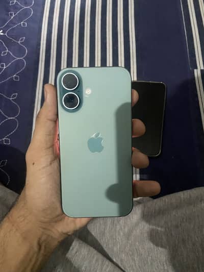 Apple iPhone 16