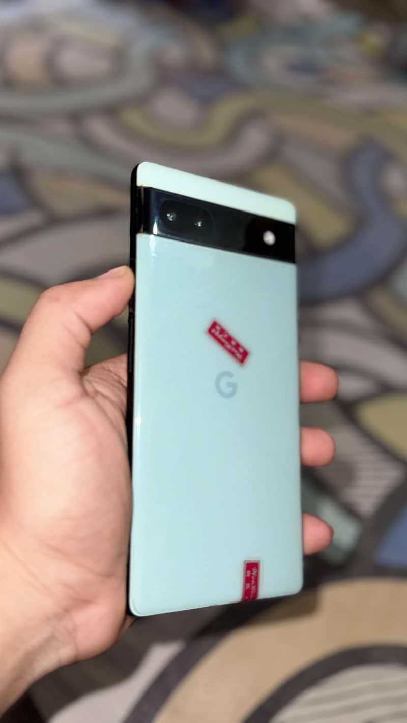 Google Pixel 6a 1