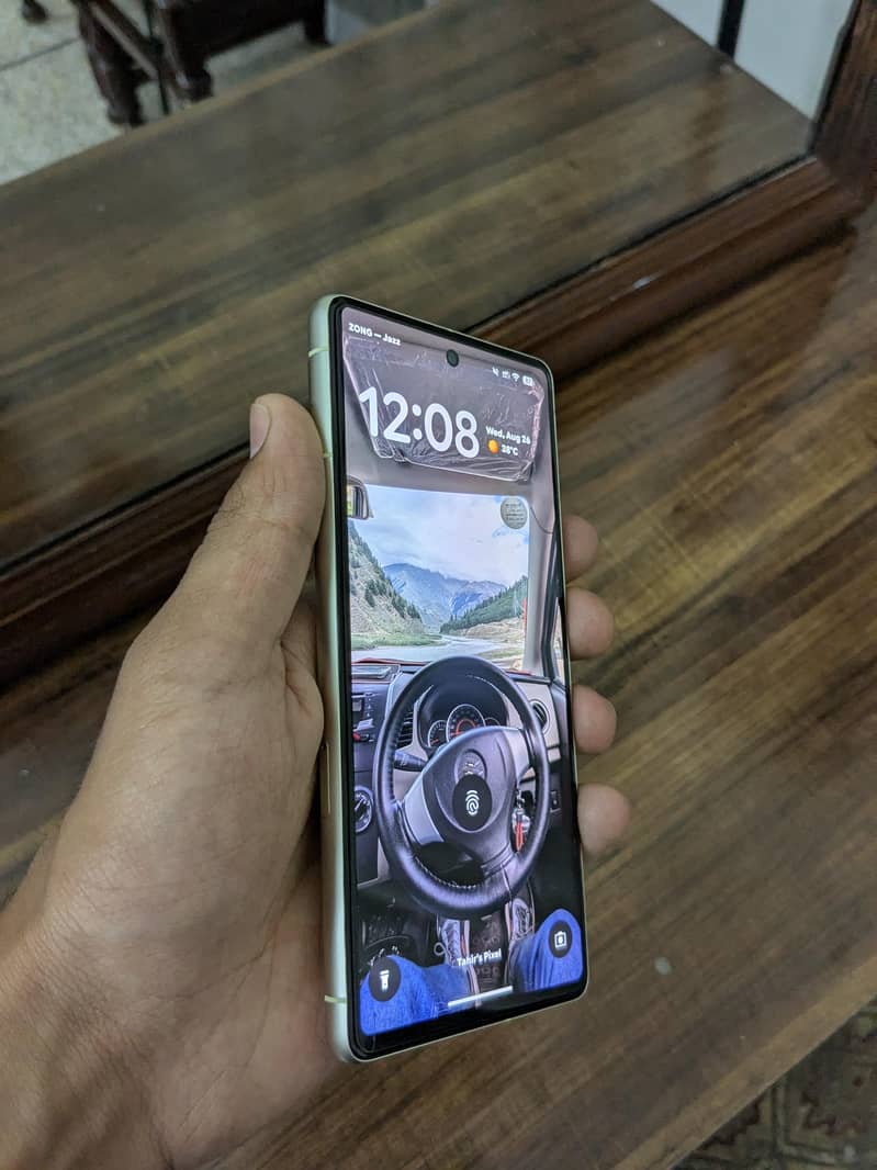 Google Pixel 7 3