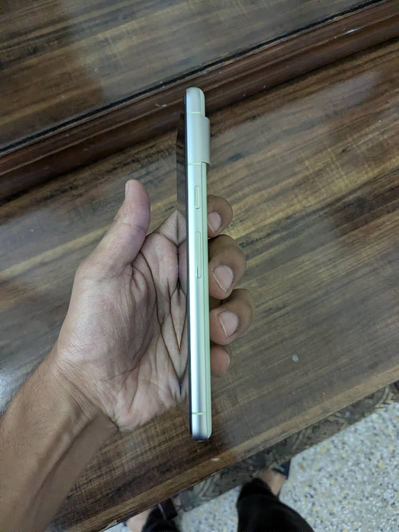 Google Pixel 7 6
