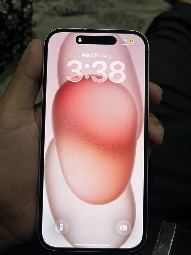 Apple iPhone 15 5