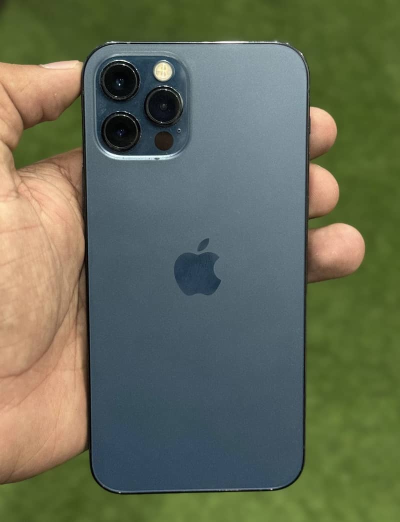 Apple iPhone 12 Pro 0