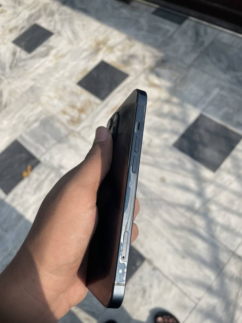 iPhone 13 jv 7