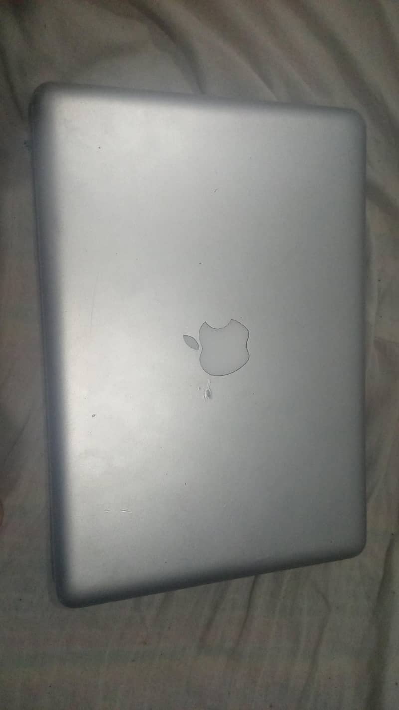 mackbookpro2010 0