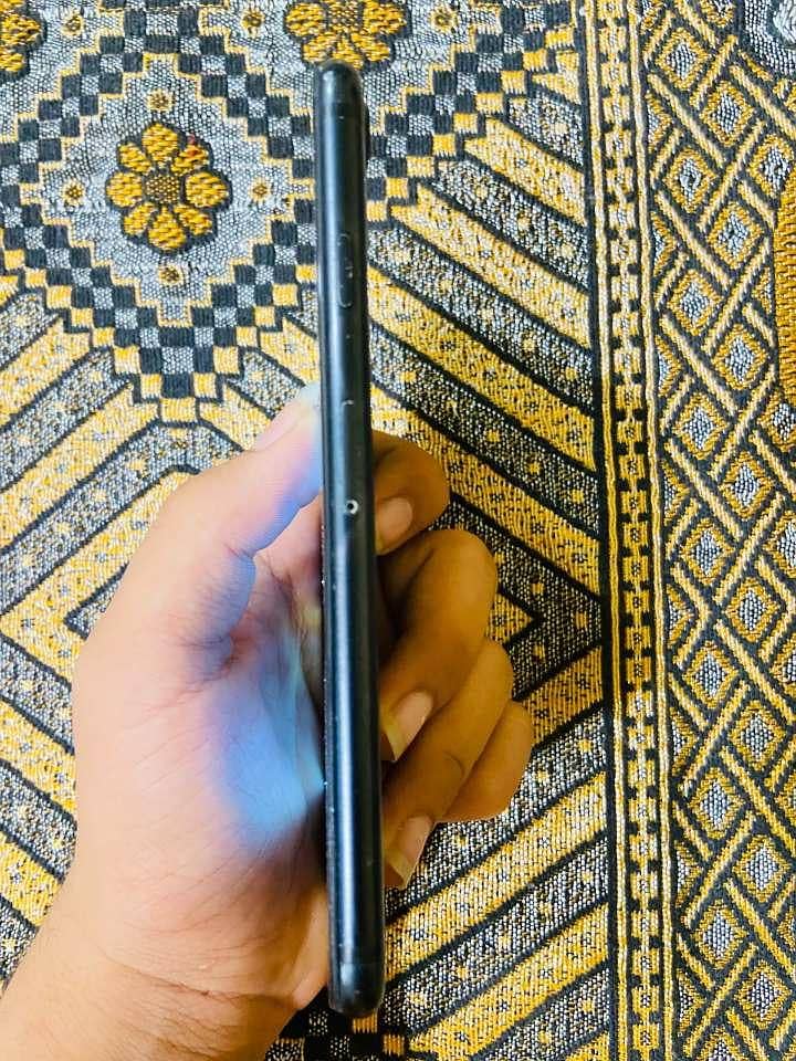 Apple iPhone 7 5