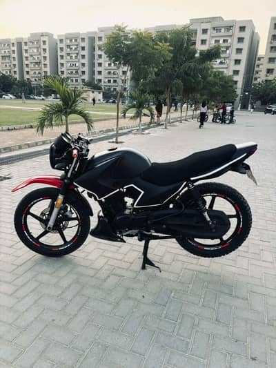 Modified ybr 125g + original parts available