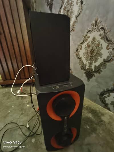Audionic vision 40 plus speakers