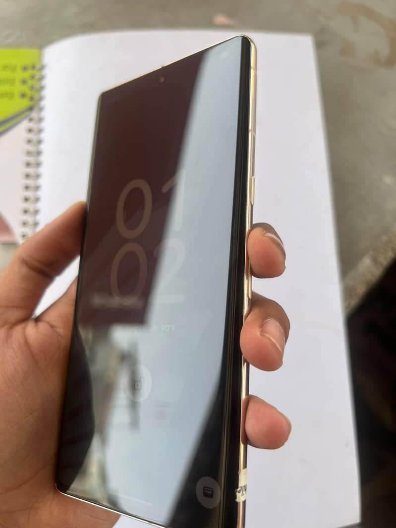 Google Pixel 7 Pro 2