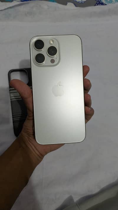 Apple iPhone 15 Pro Max
