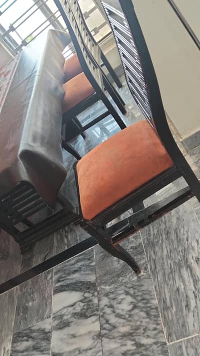 6 seater dining table